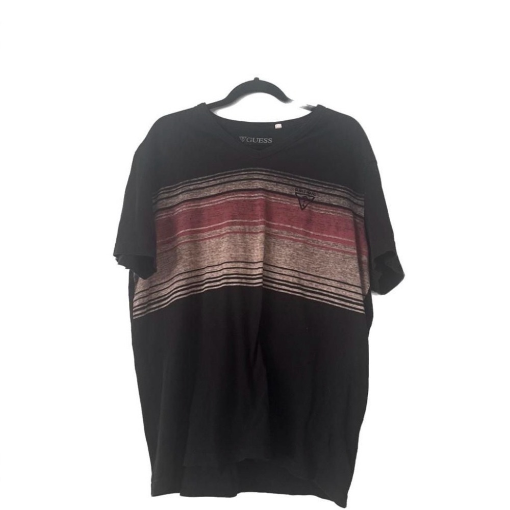 💥Guess Men's Black and Pink Striped Tee